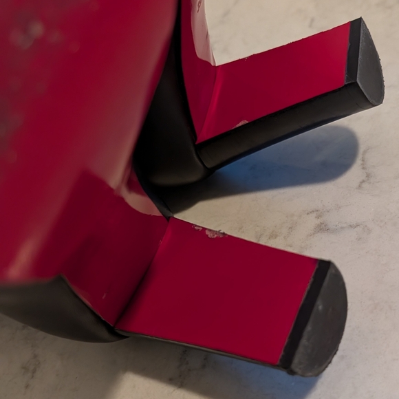 CHRISTIAN LOUBOUTIN adox heeled ankle boots 38.5 - Picture 9 of 10